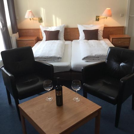 Sunibel Inn Reinheim Екстериор снимка