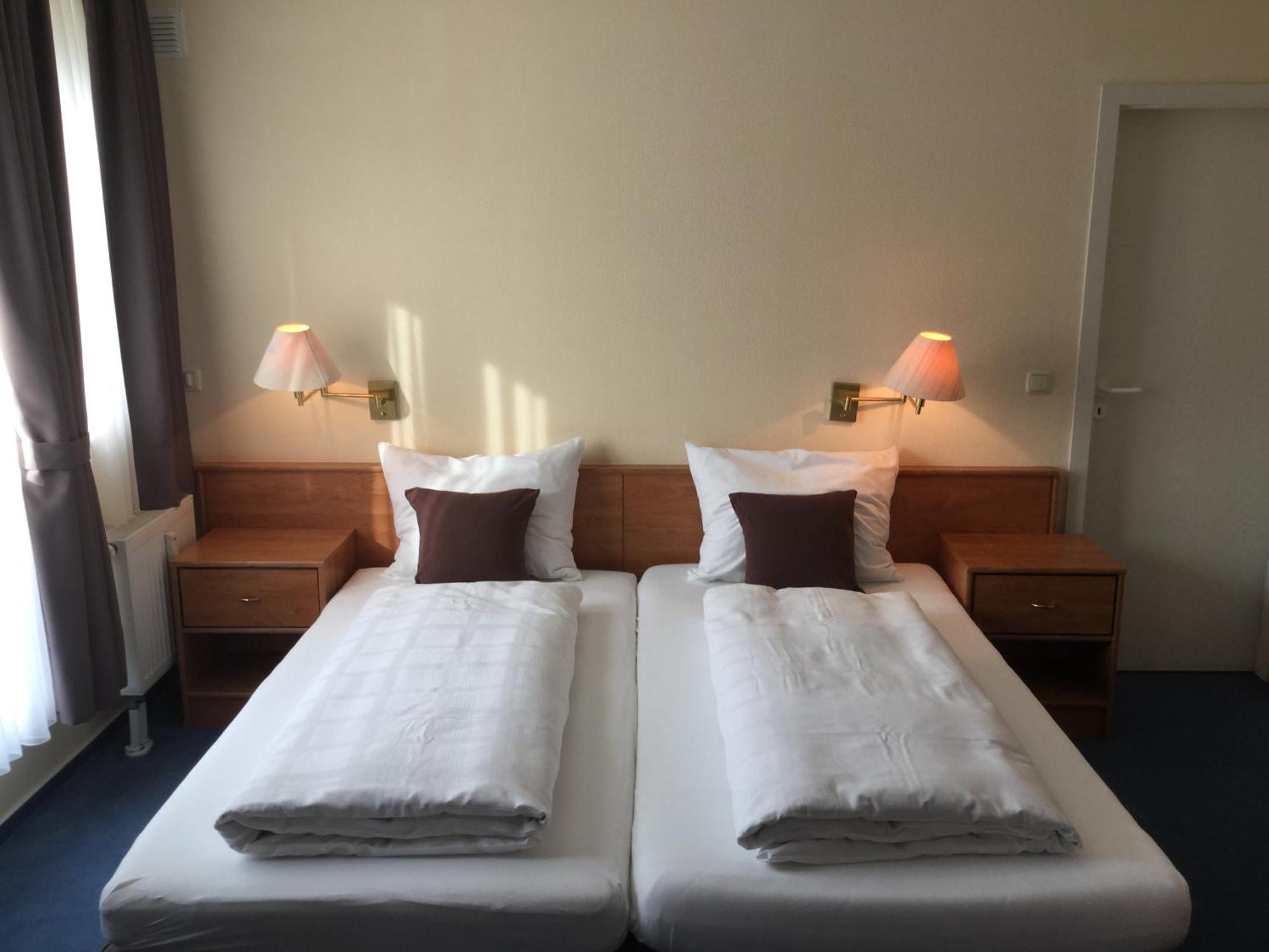 Sunibel Inn Reinheim Екстериор снимка